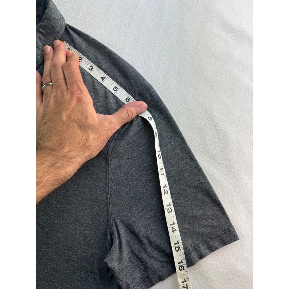 Lululemon Mens Grey Short Sleeve Polo Shirt Size XL Slim Modern Wicking‎ Light - Picture 11 of 16